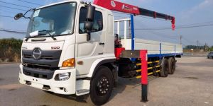 Xe Tải Hino XZU650 Gắn Cẩu Unic URV233 | Cẩu 3 Tấn Chính Hãng Nhật