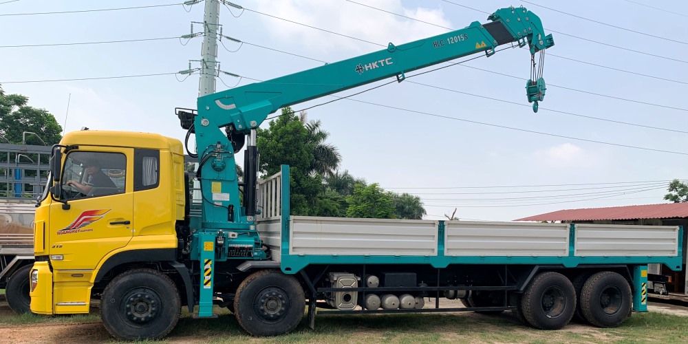 Xe Tải Dongfeng 4 Chân 16 Tấn Gắn Cẩu HKTC | Cẩu 8 Tấn NK Hàn Quốc Xe Tải Dongfeng 4 Chân 16 Tấn Gắn Cẩu HKTC | Cẩu 8 Tấn NK Hàn Quốc